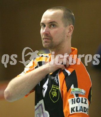 Volleyball Aich/Dob gegen Enns.  Martin Pipa (Aich/Dob). Bleiburg, am 20.1.2007
Foto: Kuess
---
pressefotos, pressefotografie, kuess, qs, qspictures, sport, bild, bilder, bilddatenbank