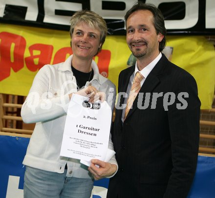 Volleyball Bundesliga. HYPO VBK gegen Aich/Dob. Klagenfurt, am 27.2.2006.
---
pressefotos, pressefotografie, kuess, qs, qspictures, sport, bild, bilder, bilddatenbank