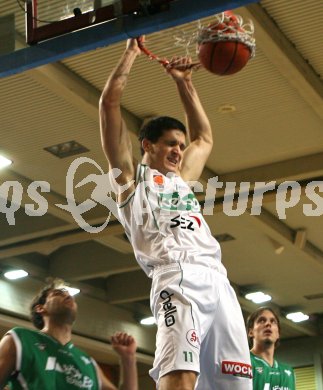 Basketball Bundesliga. W?rthersee Piraten gegen Kapfenberg. Stjepan Gavran (Piraten). Klagenfurt, am 11.12.2006.
Foto: Kuess
---
pressefotos, pressefotografie, kuess, qs, qspictures, sport, bild, bilder, bilddatenbank