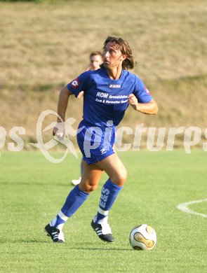 Fu?ball. ASK? K?ttmannsdorf. Manfred Habernig.
K?ttmannsdorf am 21. Juli 2006.
---
pressefotos, pressefotografie, kuess, qs, qspictures, sport, bild, bilder, bilddatenbank