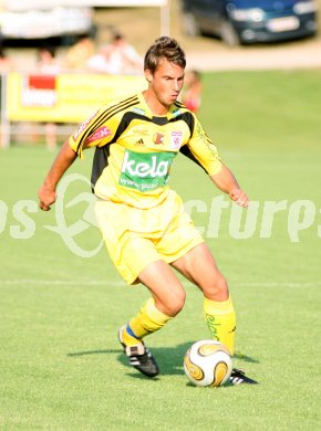 Fussball. FC K?rnten. Gernot Messner. K?ttmannsdorf, am 21.7.2006.
---
pressefotos, pressefotografie, kuess, qs, qspictures, sport, bild, bilder, bilddatenbank