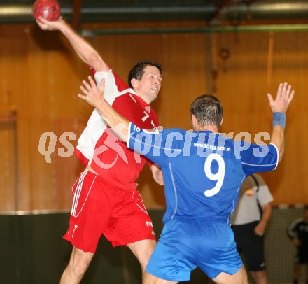 Handball Bundesliga. SC Ferlach gegen SVVW Klagenfurt. Goran Bilbija (SVVW), Jani Kontrec (Ferlach). Ferlach, am 30.9.2006.
---
pressefotos, pressefotografie, kuess, qs, qspictures, sport, bild, bilder, bilddatenbank