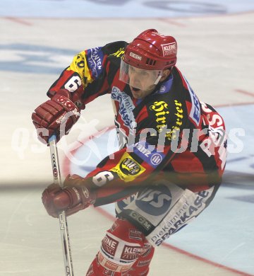 Eishockey Bundesliga. KAC. Ricard Persson. Klagenfurt, am 30.9.2005.
Foto: Kuess
---
pressefotos, pressefotografie, kuess, qs, qspictures, sport, bild, bilder, bilddatenbank