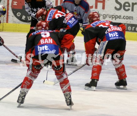 Eishockey KAC gegen VSV.Klagenfurt, am 8.3.2005.
---
pressefotos, pressefotografie, kuess, qs, qspictures, sport, bild, bilder, bilddatenbank