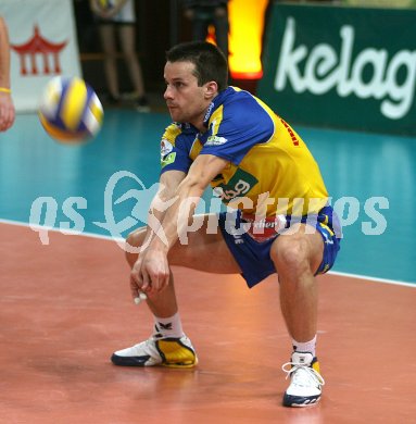 Volleyball Bundesliga. HYPO VBK gegen SK Aich/Dob. Miha Kosl (SK Aich/Dob). Klagenfurt, am 27.2.2006.
---
pressefotos, pressefotografie, kuess, qs, qspictures, sport, bild, bilder, bilddatenbank