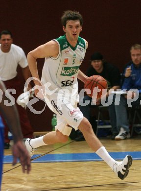 Basketball Bundesliga. W?rhersee Piraten gegen Gmunden. Selmir Husanovic (Piraten). Klagenfurt, am 7.4.2007.
Foto: Kuess
---
pressefotos, pressefotografie, kuess, qs, qspictures, sport, bild, bilder, bilddatenbank