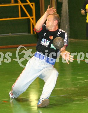 Handball HLA Play-off. HCK 59 gegen ULZ Schwaz. Mathias Lippitsch (HCK). Klagenfurt, am 28.4.2007.
Foto: Kuess
---
pressefotos, pressefotografie, kuess, qs, qspictures, sport, bild, bilder, bilddatenbank