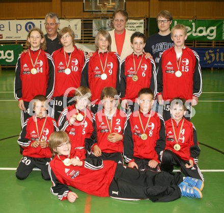 Handball. Meisterehrung U11 HCK 59. Sporstadtrat Steinkellner. Klagenfurt, am 28.4.2007.
Foto: Kuess
---
pressefotos, pressefotografie, kuess, qs, qspictures, sport, bild, bilder, bilddatenbank