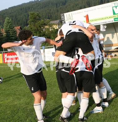 Fußball. Kärntner Liga. Bleiburg gegen St. Stefan L. Meisterjubel Bleiburg. Bleiburg, am 9.6.2007.
Foto: Kuess

---
pressefotos, pressefotografie, kuess, qs, qspictures, sport, bild, bilder, bilddatenbank