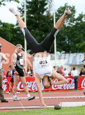 Leichtathletik. Top 4 Meeting in Villach. Kugelstossen. Veronika Watzek (Oesterreich). Villach, am 16.6.2007.
Foto: Kuess
---
pressefotos, pressefotografie, kuess, qs, qspictures, sport, bild, bilder, bilddatenbank