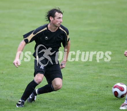 Fussball OEFB Cup. SAK gegen Bleiburg. Rok Pavlicic (Bleiburg). Klagenfurt, am 28.7.2007.
Foto: Kuess
---
pressefotos, pressefotografie, kuess, qs, qspictures, sport, bild, bilder, bilddatenbank