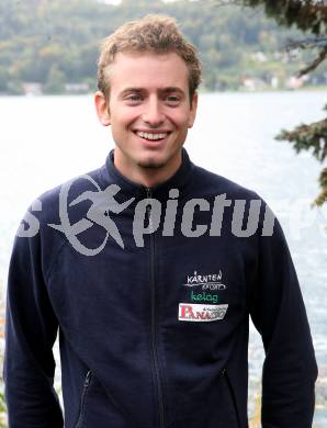Kaernten Sport. Wassersport. Wildwasser. Kajak. Manuel Filzwieser. Forstsee, am 28.9.2007.
Foto: Kuess
---
pressefotos, pressefotografie, kuess, qs, qspictures, sport, bild, bilder, bilddatenbank