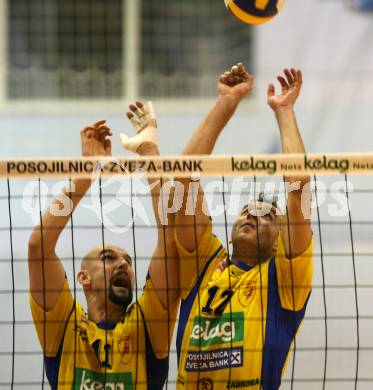 Volleyball Challenge Cup. SK Posojilnica Aich/Dob gegen Generali Haching. Marek Golstajn, Peter Polony (Aich/Dob). Prevalje, am 27.10.2007.
Foto: Kuess
---
pressefotos, pressefotografie, kuess, qs, qspictures, sport, bild, bilder, bilddatenbank