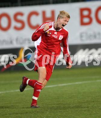 Fussball Red Zac Liga. FC Kaernten gegen FC Lustenau. Torjubel Thomas Hinum (FCK). Klagenfurt, am 2.11.2007.
Foto: Kuess
---
pressefotos, pressefotografie, kuess, qs, qspictures, sport, bild, bilder, bilddatenbank