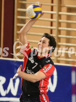 Volleyball Bundesliga. Hypo VBK Klagenfurt gegen SVS Sokol. Adam Simac (Hypo VBK). Klagenfurt, am 17.11.2007.
Foto: Kuess
---
pressefotos, pressefotografie, kuess, qs, qspictures, sport, bild, bilder, bilddatenbank