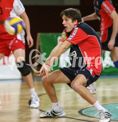 Volleyball Bundesliga. Hypo VBK Klagenfurt gegen SVS Sokol. Alexander Huber (Hypo VBK). Klagenfurt, am 17.11.2007.
Foto: Kuess
---
pressefotos, pressefotografie, kuess, qs, qspictures, sport, bild, bilder, bilddatenbank