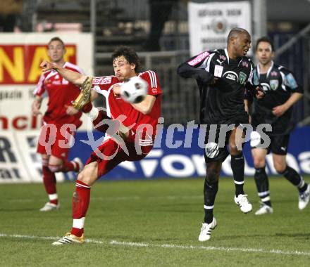 Fussball. Red Zac Bundesliga. FC Kaernten gegen FC Pax Gratkorn. Matthias sereinig, (FCK), Marcio Jose Cerino (Gratkorn). Klagenfurt, am 18.4.2008.
Copyright Kuess

---
pressefotos, pressefotografie, kuess, qs, qspictures, sport, bild, bilder, bilddatenbank