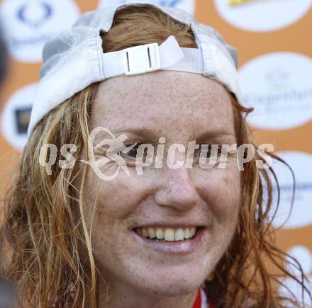 Ironman Austria. Schwimmen, Radfahren, Laufen. Maria Marlies Penker (AUT). Klagenfurt, am 13.7.2008.
Copyright Kuess

---
pressefotos, pressefotografie, kuess, qs, qspictures, sport, bild, bilder, bilddatenbank