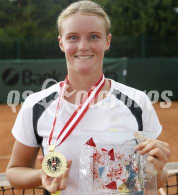 Tennis. Oesterreichische Meisterschaft. Tina Schiechtl. Villach, am 26.7.2008
Copyright Kuess

---
pressefotos, pressefotografie, kuess, qs, qspictures, sport, bild, bilder, bilddatenbank