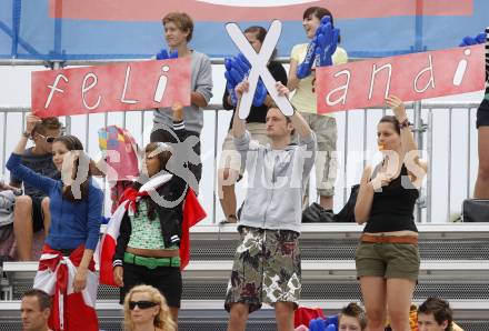 Beachvolleyball. Grand Slam 2008. Fans. Klagenfurt, 31.7.2008.
Copyright Kuess

---
pressefotos, pressefotografie, kuess, qs, qspictures, sport, bild, bilder, bilddatenbank