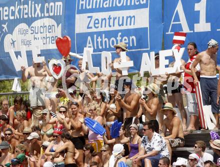 Beachvolleyball. Grand Slam 2008. Fans. Klagenfurt, 31.7.2008.
Copyright Kuess

---
pressefotos, pressefotografie, kuess, qs, qspictures, sport, bild, bilder, bilddatenbank
