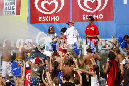 Beachvolleyball. Grand Slam 2008. Fans. Klagenfurt, 31.7.2008.
Copyright Kuess

---
pressefotos, pressefotografie, kuess, qs, qspictures, sport, bild, bilder, bilddatenbank