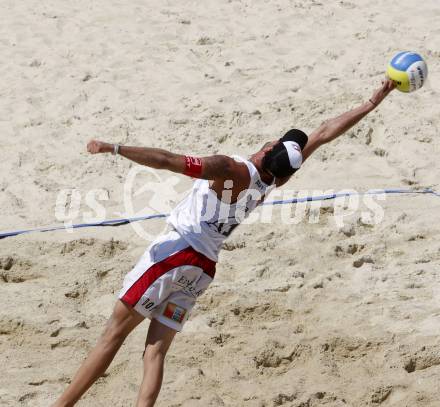Beachvolleyball. Grand Slam 2008. DOPPLER Clemens, (AUT). Klagenfurt, 31.7.2008.
Copyright Kuess

---
pressefotos, pressefotografie, kuess, qs, qspictures, sport, bild, bilder, bilddatenbank