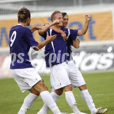 Fussball Regionalliga, FC Kaernten gegen FC St. Veit. Torjubel Michael Kulnik (FCK). Klagenfurt, am 8.8.2008.
Foto: Kuess

---
pressefotos, pressefotografie, kuess, qs, qspictures, sport, bild, bilder, bilddatenbank