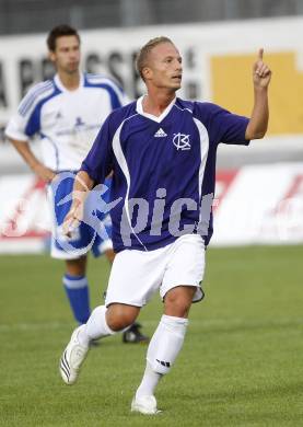 Fussball Regionalliga, FC Kaernten gegen FC St. Veit. Torjubel Michael Kulnik (FCK). Klagenfurt, am 8.8.2008.
Foto: Kuess

---
pressefotos, pressefotografie, kuess, qs, qspictures, sport, bild, bilder, bilddatenbank