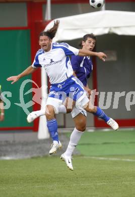 Fussball Regionalliga, FC Kaernten gegen FC St. Veit. Mihret Topcagic (FCK), Bostjan Gritzold (St. Veit). Klagenfurt, am 8.8.2008.
Foto: Kuess

---
pressefotos, pressefotografie, kuess, qs, qspictures, sport, bild, bilder, bilddatenbank