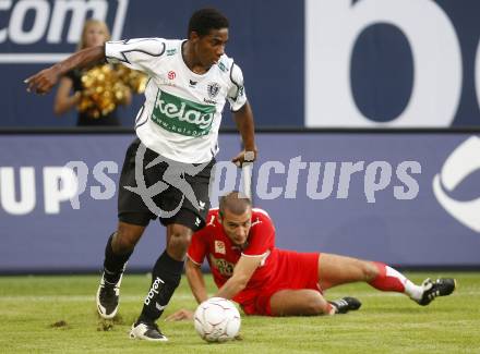 Fussball tipp3 Bundesliga. SK Austria Kaernten gegen Mattersburg. Da Silva Sandro Jose (Kaernten), Atan Cem (Mattersburg). Klagenfurt, 9.8.2008
Copyright Kuess

---
pressefotos, pressefotografie, kuess, qs, qspictures, sport, bild, bilder, bilddatenbank