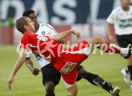 Fussball tipp3 Bundesliga. SK Austria Kaernten gegen Mattersburg. Da Silva Sandro Jose (Kaernten), Atan Cem (Mattersburg). Klagenfurt, 9.8.2008
Copyright Kuess

---
pressefotos, pressefotografie, kuess, qs, qspictures, sport, bild, bilder, bilddatenbank