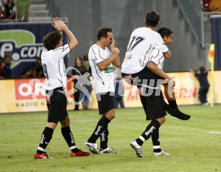 Fussball tipp3 Bundesliga. SK Austria Kaernten gegen Mattersburg. Jubel Austria Kaernten. Klagenfurt, 9.8.2008
Copyright Kuess

---
pressefotos, pressefotografie, kuess, qs, qspictures, sport, bild, bilder, bilddatenbank