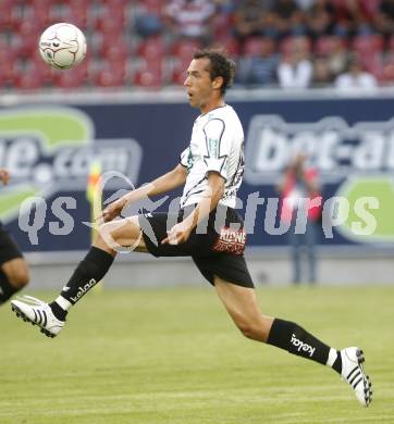 Fussball tipp3 Bundesliga. SK Austria Kaernten gegen SV Mattersburg. Christian Prawda (Kaernten). Klagenfurt, am 9.8.2008.
Foto: Kuess

---
pressefotos, pressefotografie, kuess, qs, qspictures, sport, bild, bilder, bilddatenbank