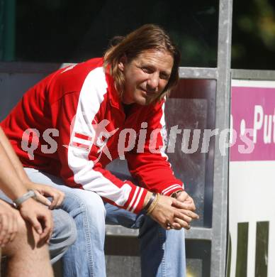 Fussball Kaerntner Liga.ATUS Ferlach gegen SVG Bleiburg. Trainer Richard Huber (Bleiburg).Ferlach, am 9.8.2008.
Foto: Kuess

---
pressefotos, pressefotografie, kuess, qs, qspictures, sport, bild, bilder, bilddatenbank
