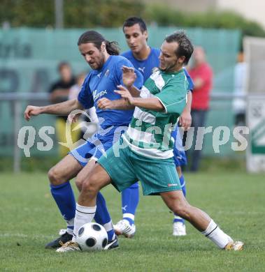 Fussball. Kaerntner Liga. Landskron gegen VSV. Bernhard Wulz (Landskron), Arno Schuri (VSV).  Landskron, am 16.8.2008.
Foto: Kuess
---
pressefotos, pressefotografie, kuess, qs, qspictures, sport, bild, bilder, bilddatenbank