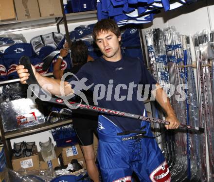 Eishockey Bundesliga. Training VSV. Jonathan Ferland. Villach, am 15.8.2008.
Foto: Kuess

---
pressefotos, pressefotografie, kuess, qs, qspictures, sport, bild, bilder, bilddatenbank