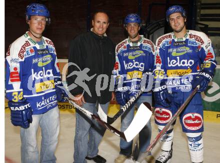 Eishockey Bundesliga. Training VSV. Rob Sandrock, Trainer Larry Huras, Dan Cavanaugh, Jonathan Ferland. Villach, am 15.8.2008.
Foto: Kuess

---
pressefotos, pressefotografie, kuess, qs, qspictures, sport, bild, bilder, bilddatenbank