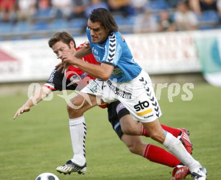 Fussball. Regionalliga. SV Feldkirchen gegen TSV Sparkasse Hartberg. Robert Micheu (Feldkirchen), Robert Gamperl (Hartberg). Feldkirchen, am 22.8.2008.
Foto: Kuess

---
pressefotos, pressefotografie, kuess, qs, qspictures, sport, bild, bilder, bilddatenbank