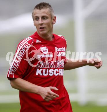 Fussball Unterliga Ost. Reichenau gegen St. Michael/Bl.  Prutej Patrick (St. Michael). Reichenau, am 23.8.2008.
Foto: Kuess

---
pressefotos, pressefotografie, kuess, qs, qspictures, sport, bild, bilder, bilddatenbank