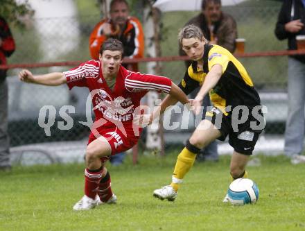 Fussball Unterliga Ost. Reichenau gegen St. Michael/Bl. Wernig Patrick Mario(Reichenau), Korasa Matic (St. Michael). Reichenau, am 23.8.2008.
Foto: Kuess
---
pressefotos, pressefotografie, kuess, qs, qspictures, sport, bild, bilder, bilddatenbank