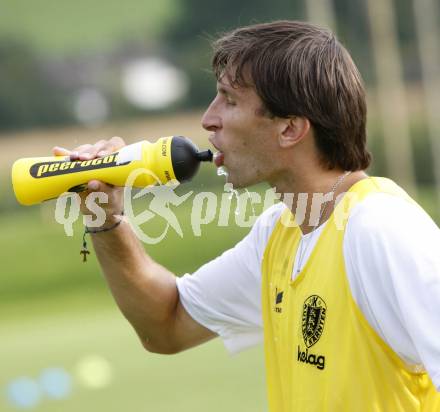Fussball tipp3 Bundesliga. Training SK Austria Kaernten. Sergej Jakirovic. Moosburg, am 26.8.2008.
Foto: Kuess
---
pressefotos, pressefotografie, kuess, qs, qspictures, sport, bild, bilder, bilddatenbank
