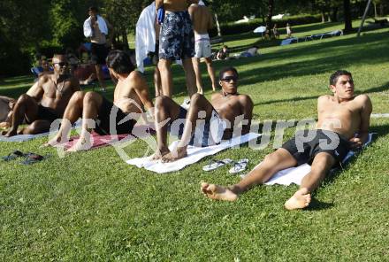 Fussball. Tipp3 Bundesliga. SK Austria Kaernten. Chiquinho, Chaile Carlos, Ferreira Da Silva Sandro, Rocha Sobrinho Filho Adi. Hafnersee, 28.8.2008.
Foto: Kuess
---
pressefotos, pressefotografie, kuess, qs, qspictures, sport, bild, bilder, bilddatenbank
