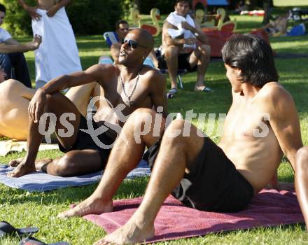 Fussball. Tipp3 Bundesliga. SK Austria Kaernten. Chiquinho, Chaile Carlos. Hafnersee, 28.8.2008.
Foto: Kuess
---
pressefotos, pressefotografie, kuess, qs, qspictures, sport, bild, bilder, bilddatenbank