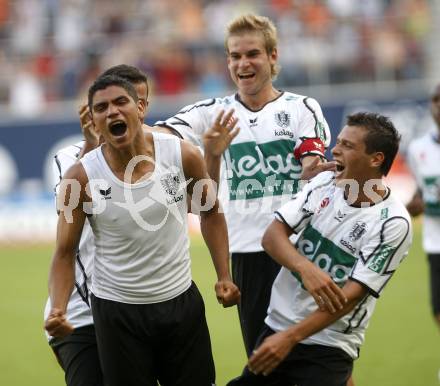 Fussball. Tipp3 Bundesliga. SK Kelag Kaernten gegen Red Bull Salzburg.
Torjubel Rocha Sobrinho Filho Adi , Weber Manuel , Bukva Haris, Junuzovic Zlatko. Klagenfurt, 31.8.2008
Foto: Kuess

---
pressefotos, pressefotografie, kuess, qs, qspictures, sport, bild, bilder, bilddatenbank