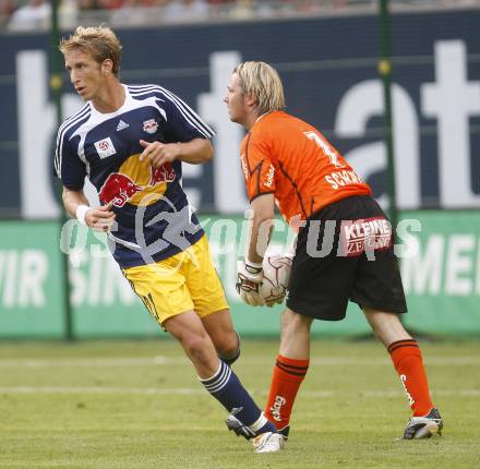 Fussball. Tipp3 Bundesliga. SK Kelag Kaernten gegen Red Bull Salzburg. Schranz Andreas  (Kaernten),  Janko Marc  (Salzburg). Klagenfurt, 31.8.2008
Foto: Kuess

---
pressefotos, pressefotografie, kuess, qs, qspictures, sport, bild, bilder, bilddatenbank
