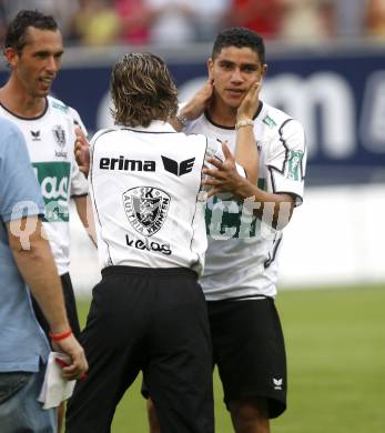 Fussball. Tipp3 Bundesliga. SK Kelag Kaernten gegen Red Bull Salzburg. Frenkie Schinkels, Rocha Sobrinho Filho Adi (Kaernten). Klagenfurt, 31.8.2008
Foto: Kuess

---
pressefotos, pressefotografie, kuess, qs, qspictures, sport, bild, bilder, bilddatenbank