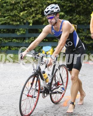 Woerthersee Triathlon. Schwimmen, Radfahren, Laufen. Jaroslav Kovacic (SLO). Poertschach, am 31.8.2008.
Foto: Kuess

---
pressefotos, pressefotografie, kuess, qs, qspictures, sport, bild, bilder, bilddatenbank