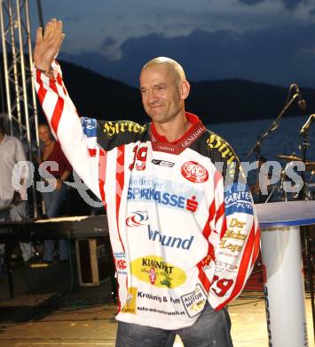 EBEL. Eishockey Bundesliga. Mannschaftspraesentation KAC. Geier Stephan. Woertherseebuehne. Klagenfurt, am 4.9.2008.
Foto: Kuess

---
pressefotos, pressefotografie, kuess, qs, qspictures, sport, bild, bilder, bilddatenbank
