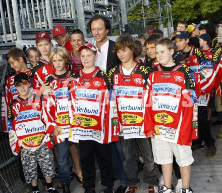 EBEL. Eishockey Bundesliga. Mannschaftspraesentation KAC. Klagenfurt, am 4.9.2008.
Foto: Kuess

---
pressefotos, pressefotografie, kuess, qs, qspictures, sport, bild, bilder, bilddatenbank